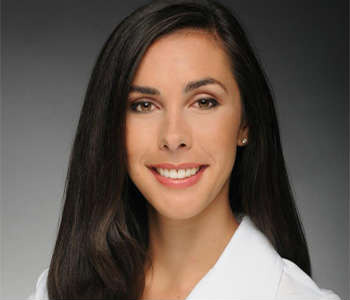 headshot of palm harbor dentist, Dr. Carol Bou-Sliman